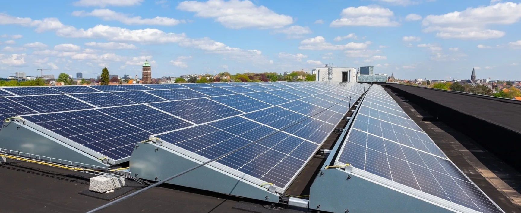 Installation de panneaux photovoltaïques et abords des monuments historiques : un assouplissement en vue