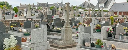 Autorisation d’urbanisme et projets situés à moins de 100 mètres des nouveaux cimetières transférés hors des communes